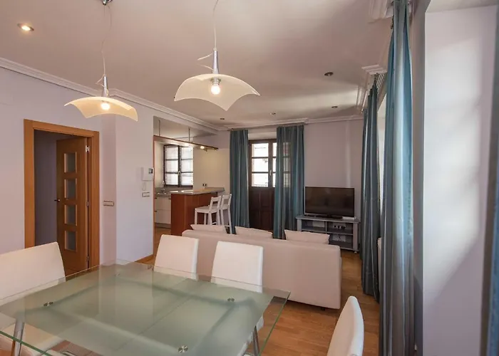 The Cool Flat * Llanes